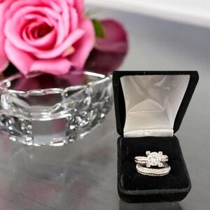 Elegant Silver Women's Ring Set